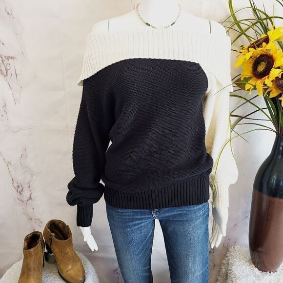 New Jeannie Mai X INC International Macy's sweater - Picture 3 of 11